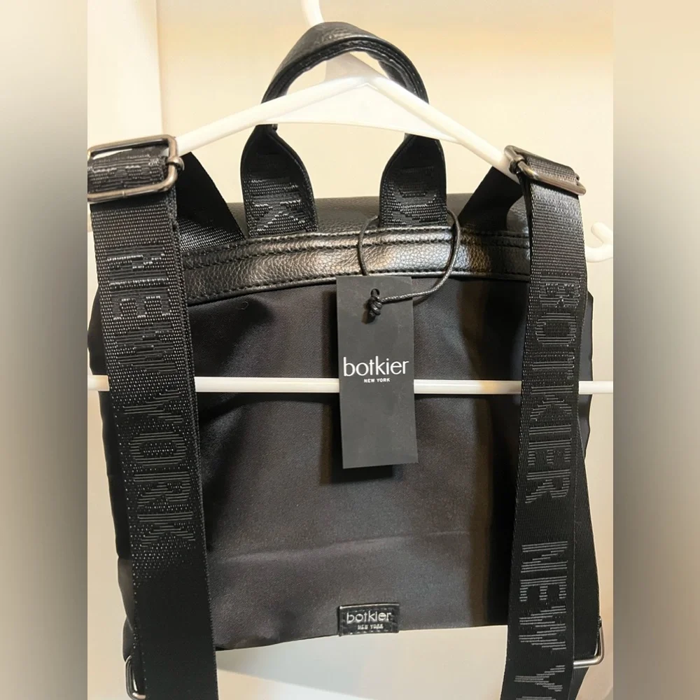 Botkier Trigger Backpack - Picture 4 of 6